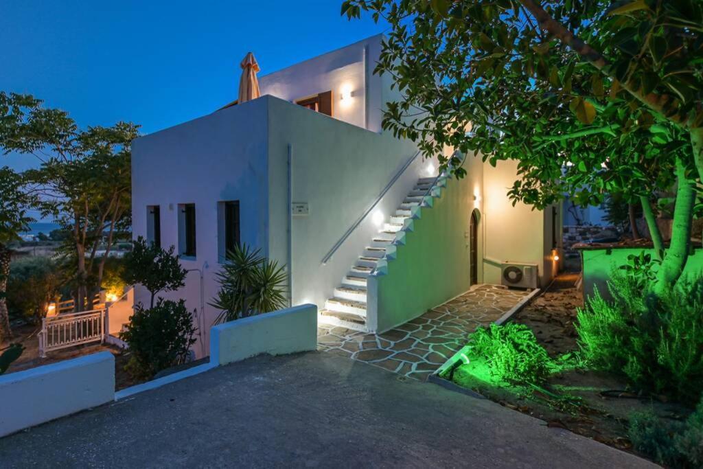 Villa Harmonia II Agia Anna  Exteriör bild